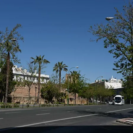 First Floor Close Macarena Church Sevilla Exterior photo
